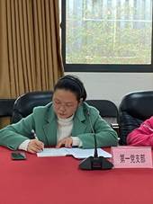 1612168649138782.jpg 20210127集團(tuán)公司黨委召開(kāi)2020年度黨支部書(shū)記黨建述職評(píng)議考核會(huì) (4)